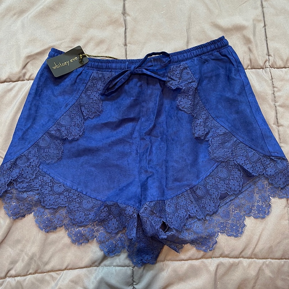 NWT WHITNEY EVE SHORTS